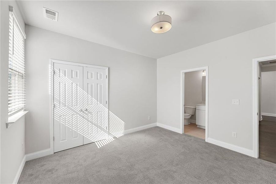 Spacious, unfurnished interior of a new home in Cedar Farms, Winder (Image 6). Spacious, unfurnished interior of a new home in Cedar Farms, Winder (Image 6).