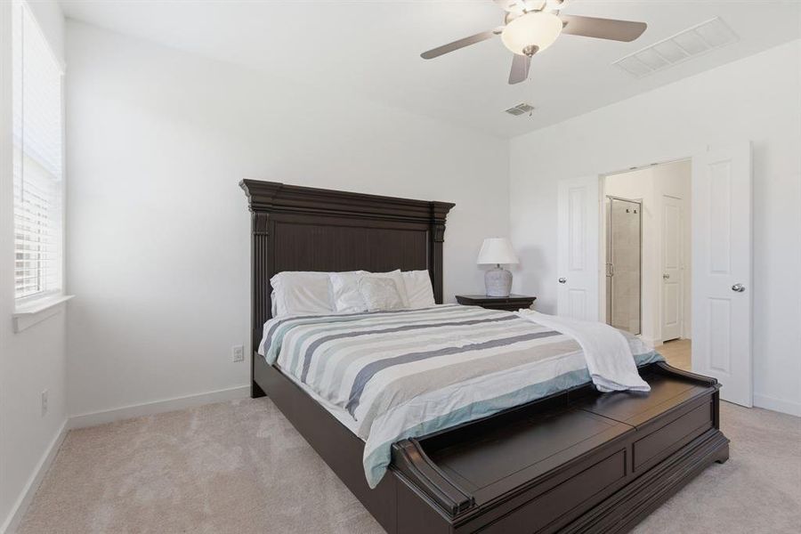 Furnished interior view inside a new home in Reatta Ridge, Justin (Image 12).