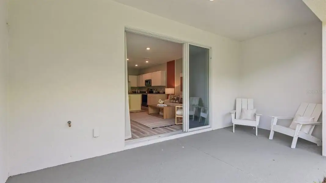 Exterior details and patio area of a home in , Land O' Lakes (Image 4). Exterior details and patio area of a home in , Land O' Lakes (Image 4).