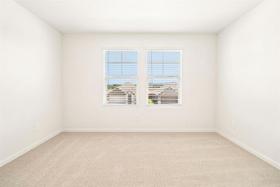 Spacious, unfurnished interior of a new home in Stella Hills, Denton (Image 32).