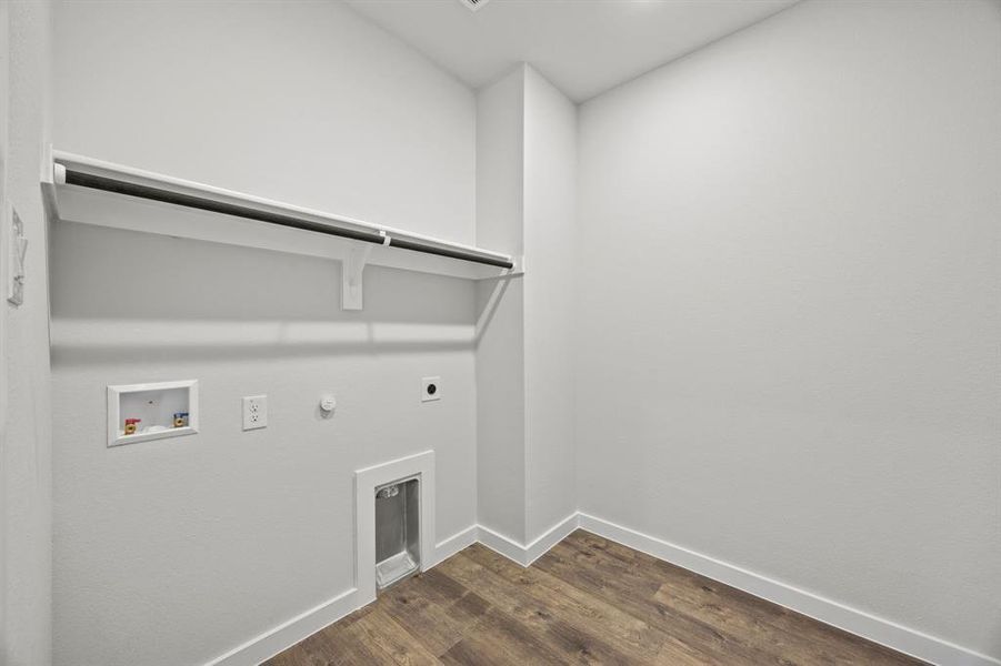 Spacious, unfurnished interior of a new home in MiraVerde, Crowley (Image 14). Spacious, unfurnished interior of a new home in MiraVerde, Crowley (Image 14).