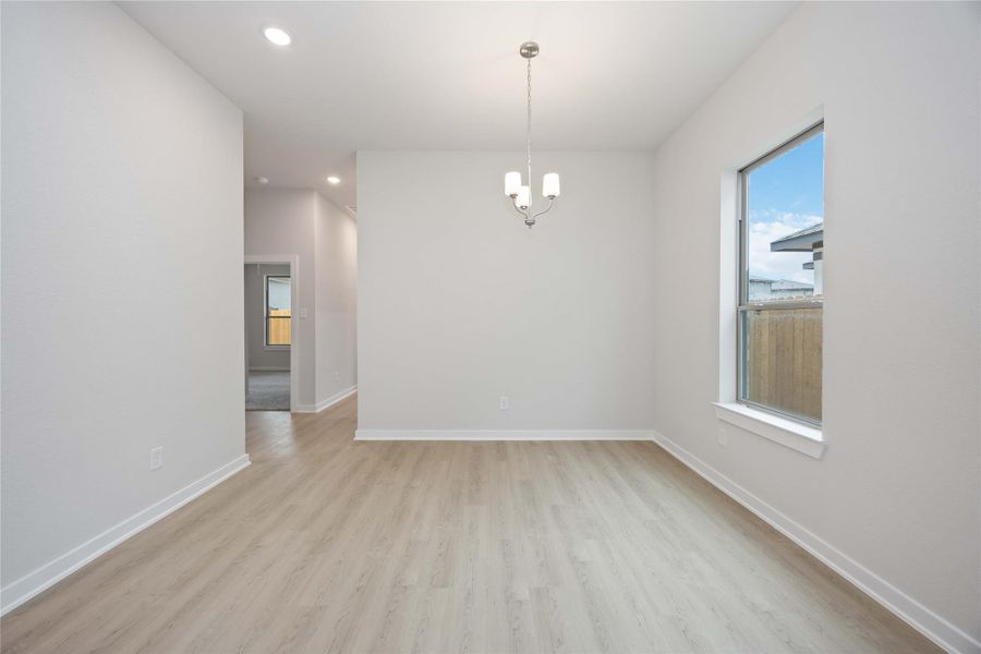 Spacious, unfurnished interior of a new home in Granger Pines, Conroe (Image 29). Spacious, unfurnished interior of a new home in Granger Pines, Conroe (Image 29).