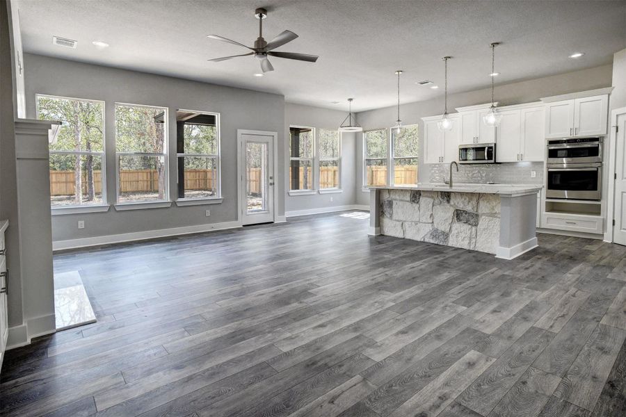 Image 28 of a home in .