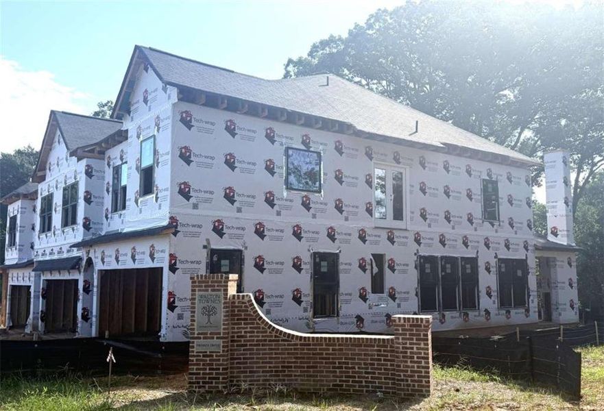 Image 10 of a home in .