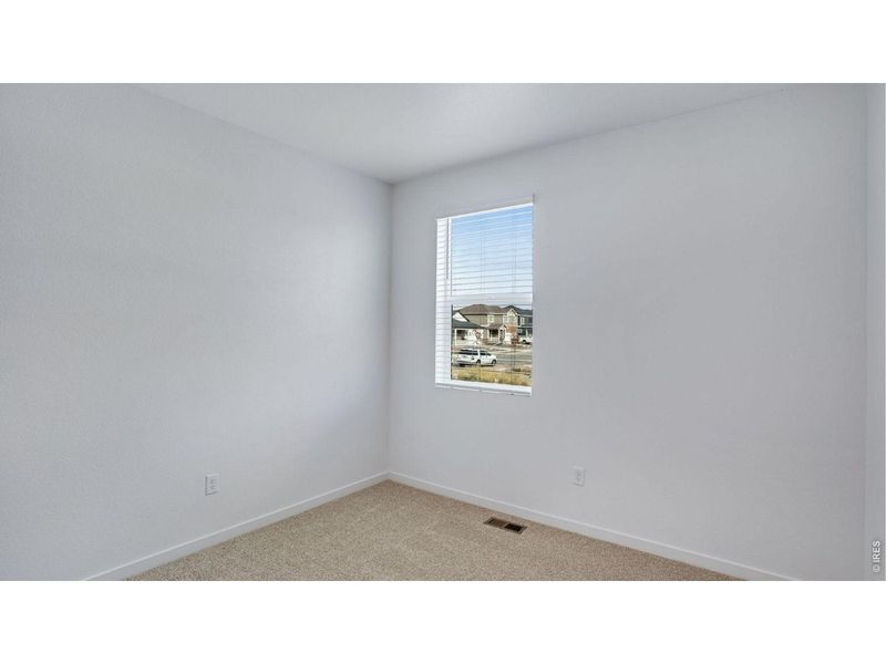 Spacious, unfurnished interior of a new home in Hansen Farm, Fort Collins (Image 15).