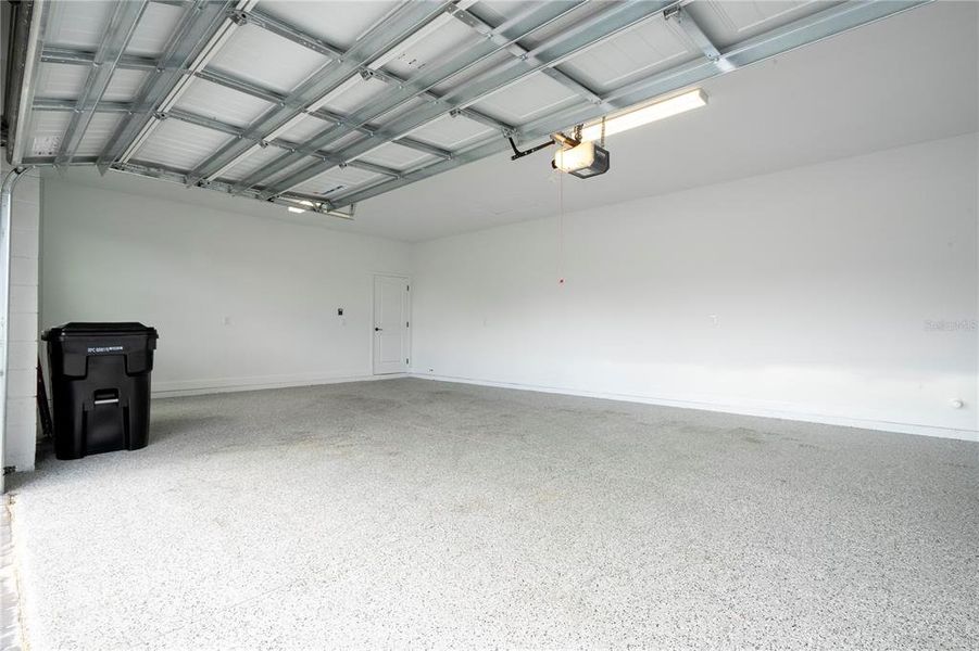Spacious, unfurnished interior of a new home in , Apopka (Image 63).