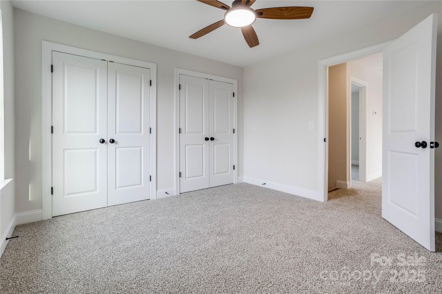 Spacious, unfurnished interior of a new home in , Kings Mountain (Image 14).