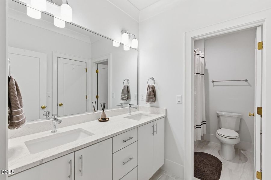 2812 theresa eileen way-60