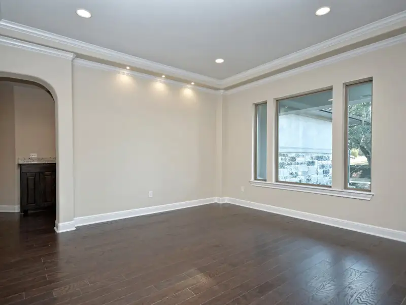 Representative unfurnished interior of a home built from the Santa Barbara II by Giddens Homes in Scofield Farms Estates, Georgetown (Image 120).