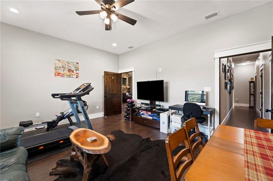 Furnished interior view inside a new home in , Lakeland (Image 42).