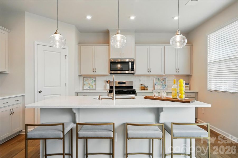 Photos from another completed Shenandoah for representation only. Exterior elevation/colors and interior finishes may vary.