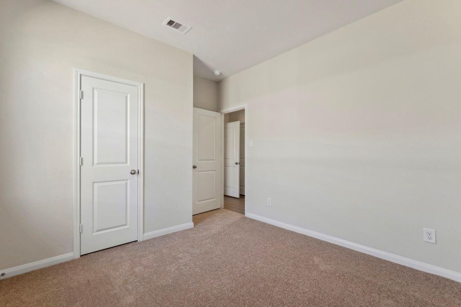 Image 12 of a home in Trails at Cochran Ranch. Image 12 of a home in Trails at Cochran Ranch.