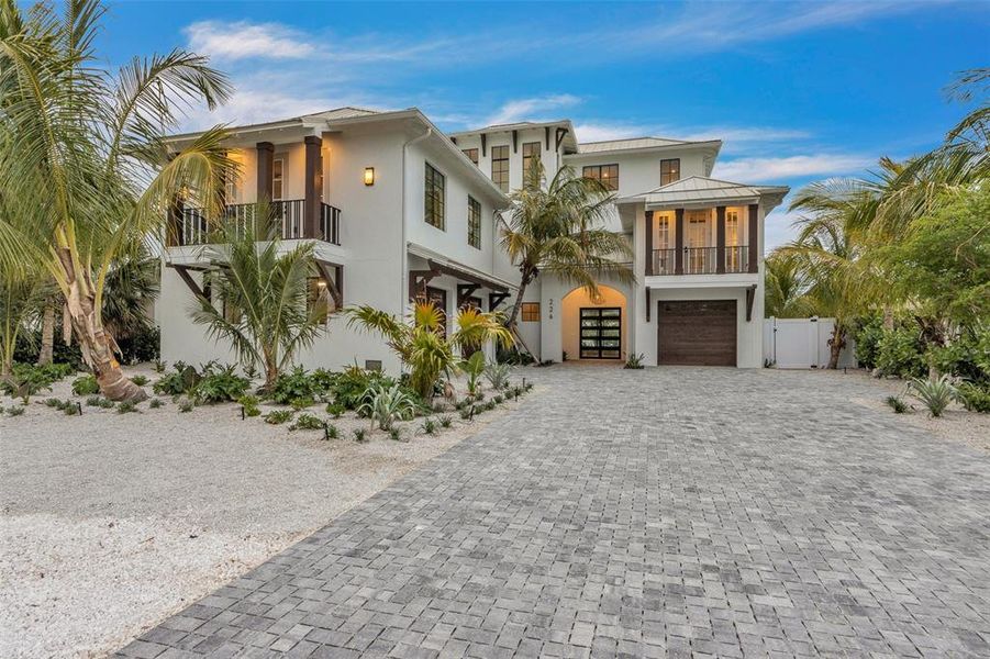 Exterior details and patio area of a home in , Anna Maria (Image 49).