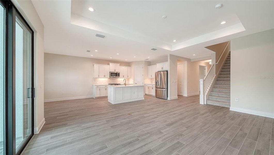 Spacious, unfurnished interior of a new home in Palm Grove, Lakewood Ranch (Image 32).