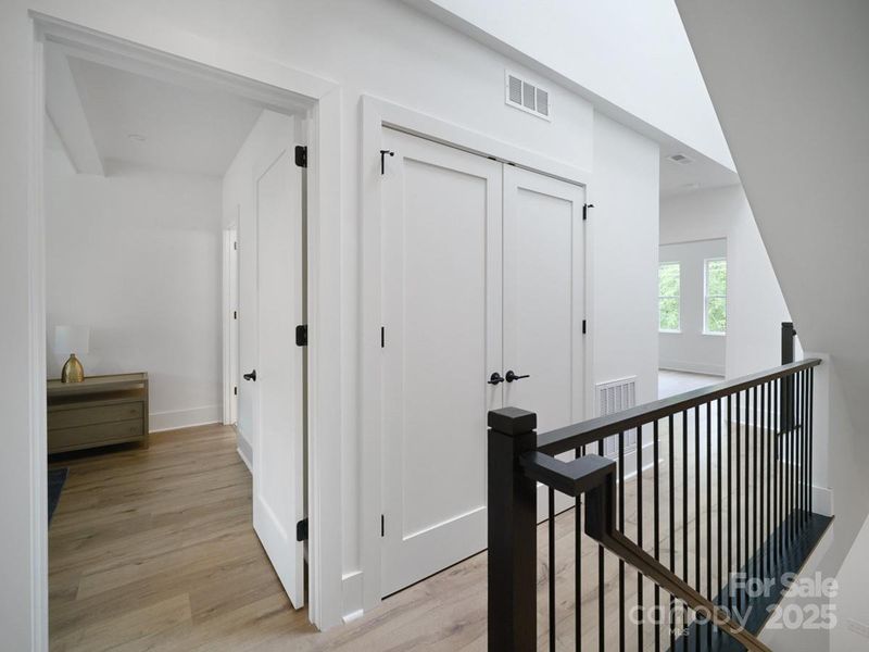 Hallway/Laundry Closet