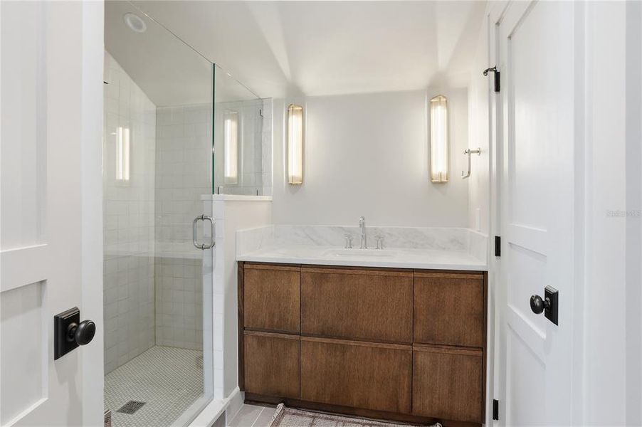 Furnished interior view inside a new home in , Oakland (Image 61).