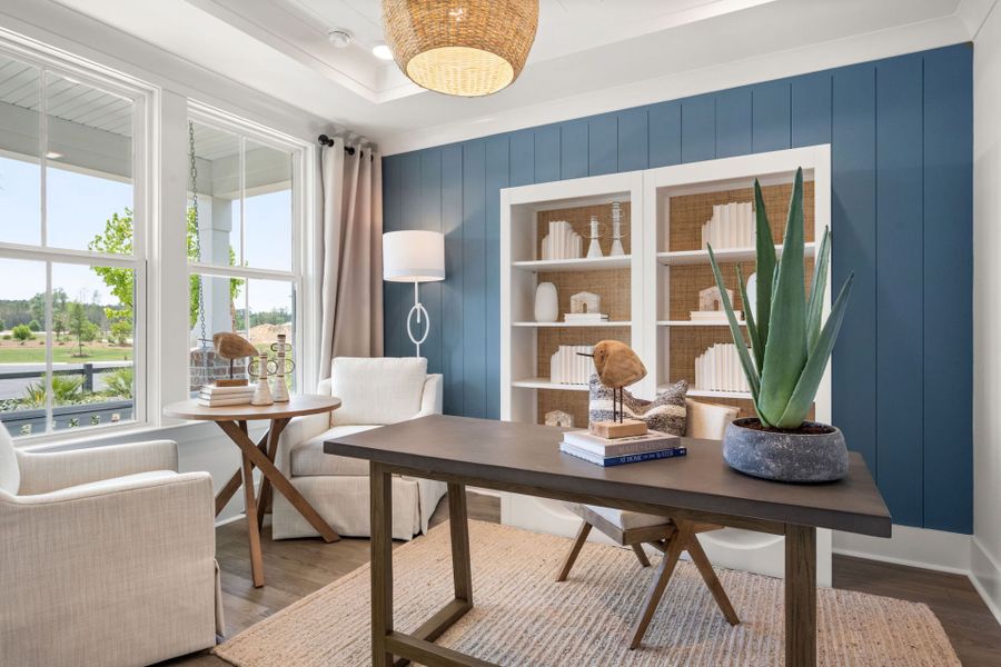 Representative furnished interior of a home built from the Mainstay by Pulte Homes in Arbor Oaks, North Port (Image 8).