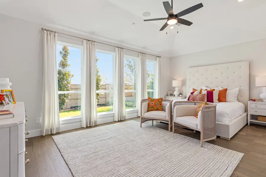 Plan 1542 Main Bedroom Representative Photo by American Legend Homes Plan 1542 Main Bedroom Representative Photo by American Legend Homes