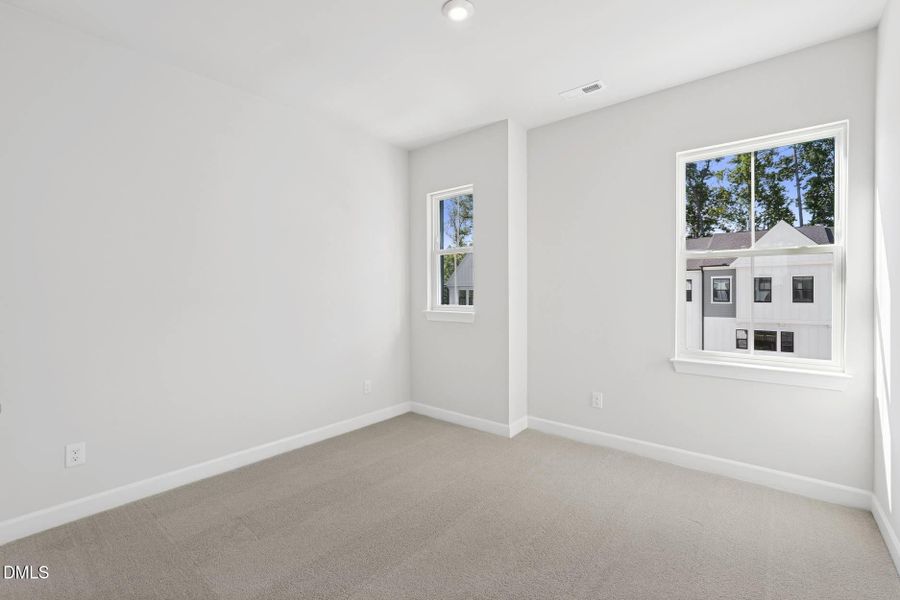 Elm Park 32_Bedroom 2_9.12.25_webready Elm Park 32_Bedroom 2_9.12.25_webready