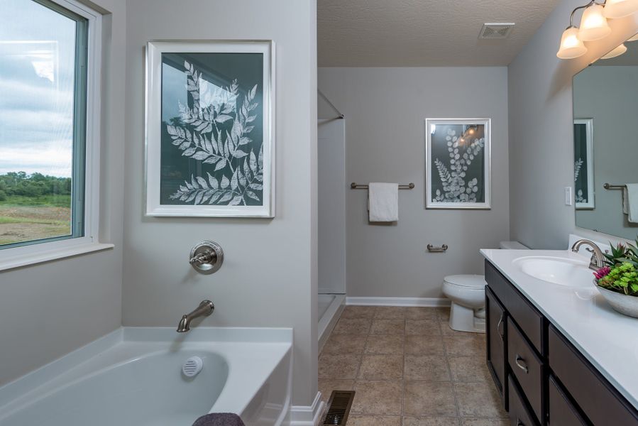 Representative furnished interior of a home built from the Cumberland by Fischer Homes in Bridle Run, Louisville (Image 16).