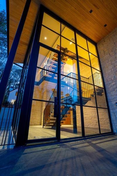 Exterior details and patio area of a home in , Atlanta (Image 4).