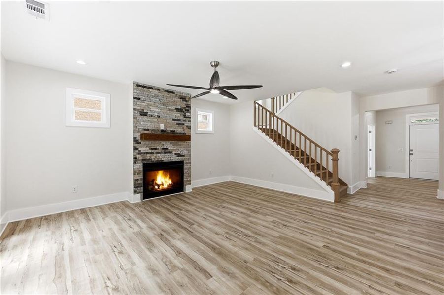 Spacious, unfurnished interior of a new home in , Clermont (Image 40). Spacious, unfurnished interior of a new home in , Clermont (Image 40).