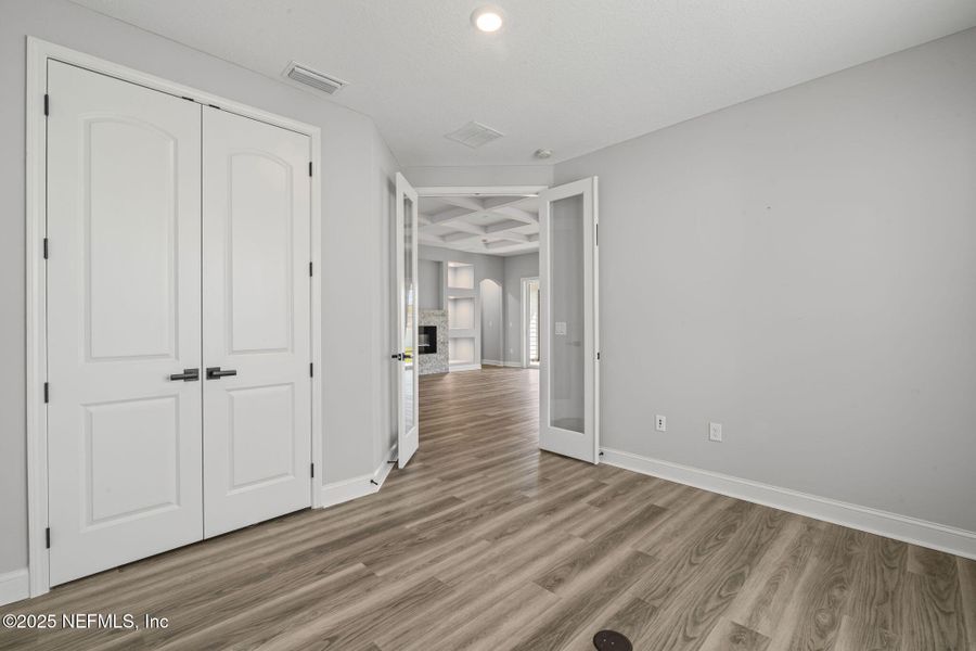 Spacious, unfurnished interior of a new home in Courtney Oaks in SilverLeaf, St. Augustine (Image 14). Spacious, unfurnished interior of a new home in Courtney Oaks in SilverLeaf, St. Augustine (Image 14).