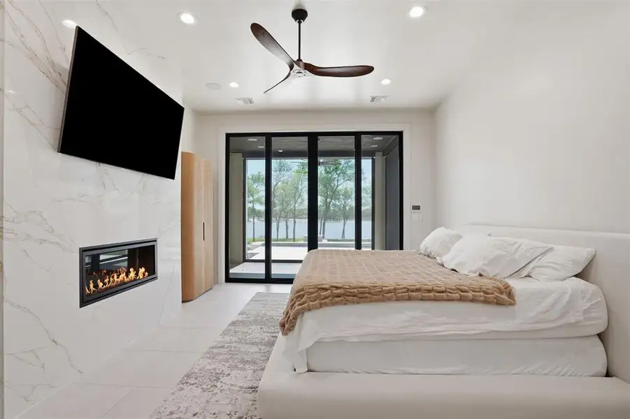 Furnished interior view inside a new home in , Fort Worth (Image 11). Furnished interior view inside a new home in , Fort Worth (Image 11).