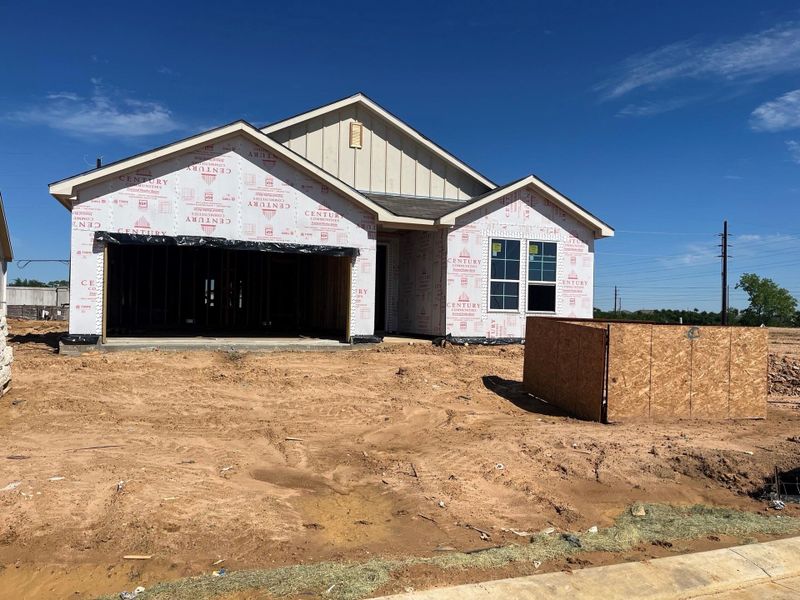 In-progress construction of a new home in Sanford Farms, Waller, TX (Image 19).