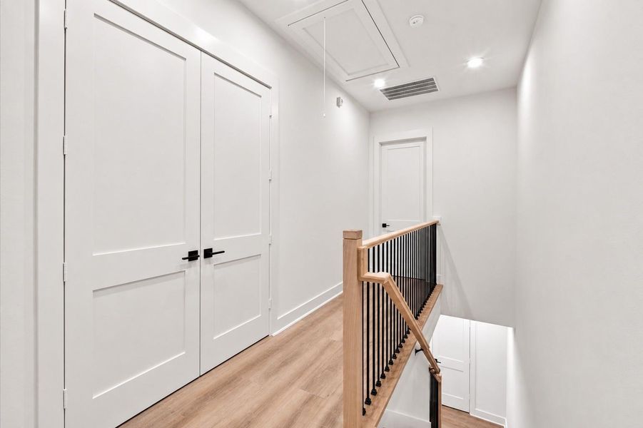 Image 31 of a home in .