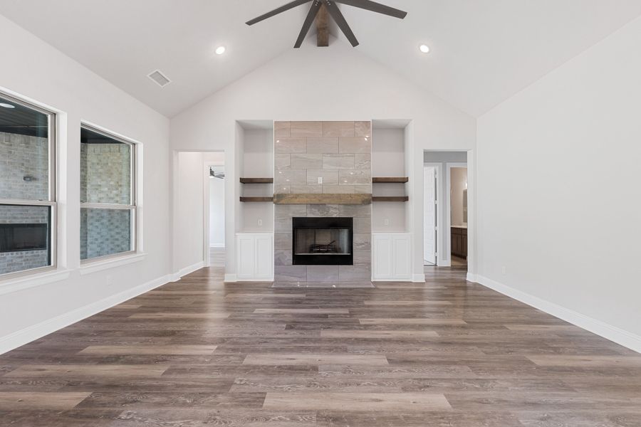 Image 26 representing the The Braden II by Doug Parr Custom Homes in Kessler Farms, Brock, TX.