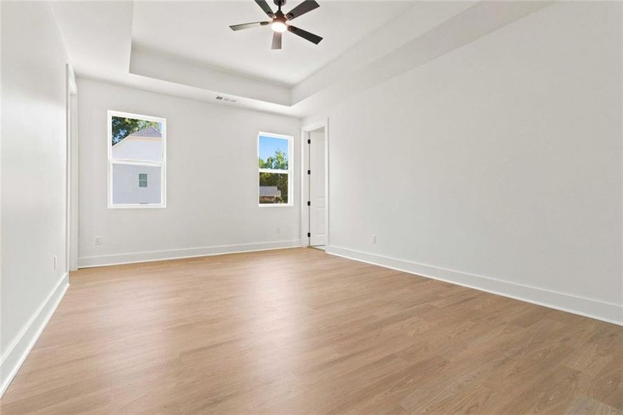Spacious, unfurnished interior of a new home in , Griffin (Image 61).
