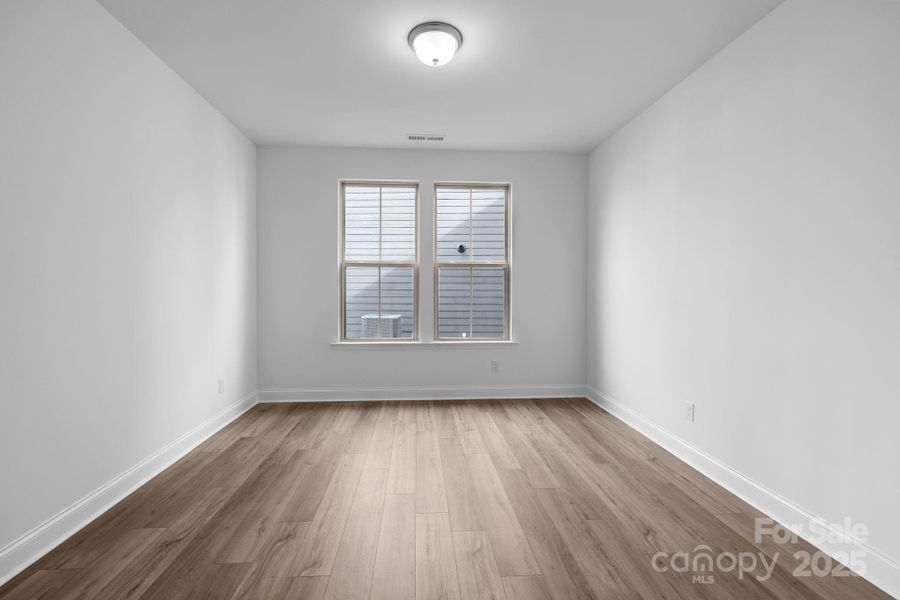 Spacious, unfurnished interior of a new home in Lakeside Glen, York (Image 29). Spacious, unfurnished interior of a new home in Lakeside Glen, York (Image 29).