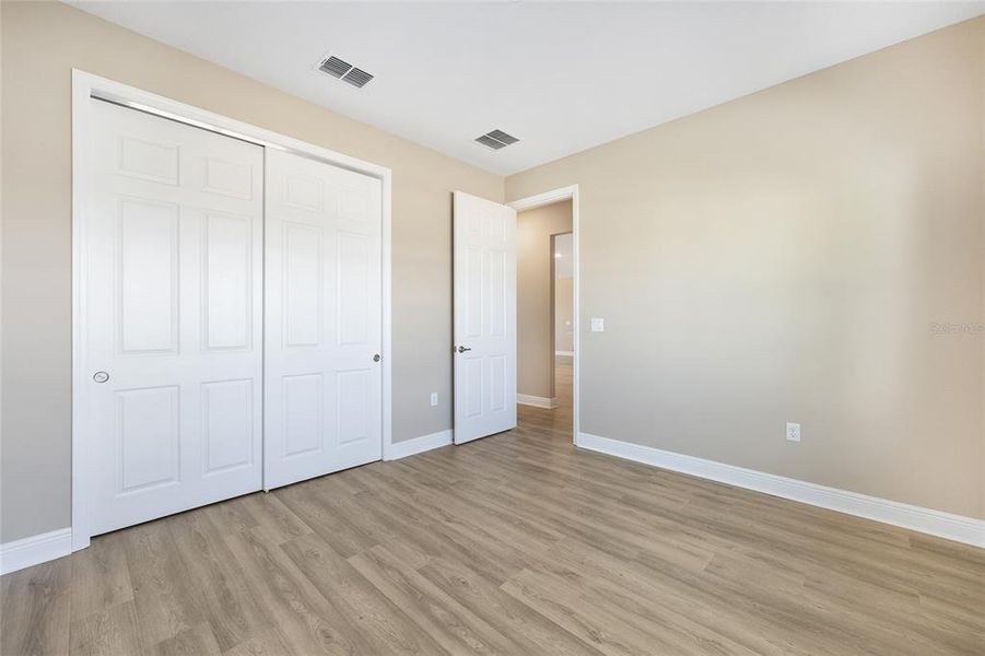 Spacious, unfurnished interior of a new home in , Ocala (Image 37).