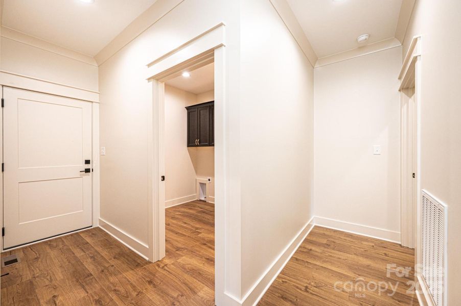 Spacious, unfurnished interior of a new home in , Hickory (Image 23).