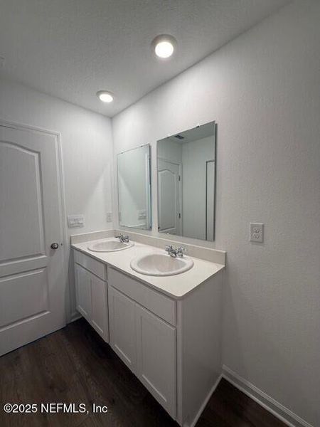 Furnished interior view inside a new home in Grand Reserve, Bunnell (Image 14).