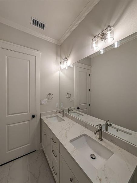 Furnished interior view inside a new home in , Tyler (Image 29).
