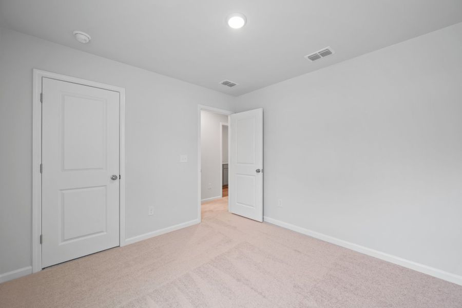 Spacious, unfurnished interior of a new home in Grand Arbor, Blythewood (Image 16).