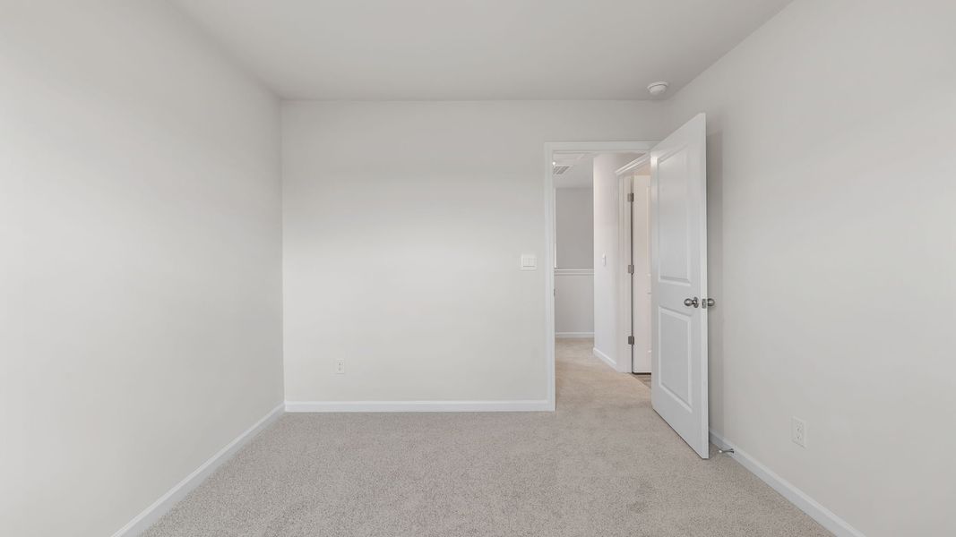 Spacious, unfurnished interior of a new home in Durbin Meadows, Fountain Inn (Image 22).