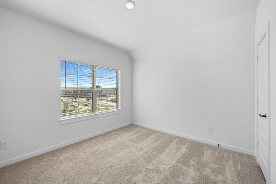 Spacious, unfurnished interior of a new home in Fulbrook on Fulshear Creek 60', Fulshear (Image 26). Spacious, unfurnished interior of a new home in Fulbrook on Fulshear Creek 60', Fulshear (Image 26).