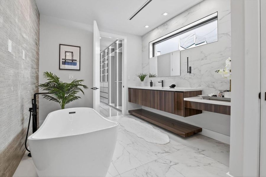 76-web-or-mls-_A7A0360