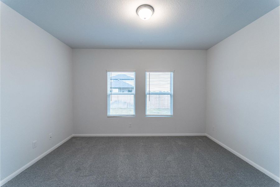Spacious, unfurnished interior of a new home in Cool Water, Jarrell (Image 7).
