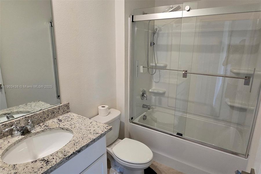 Furnished interior view inside a new home in , Davenport (Image 9).