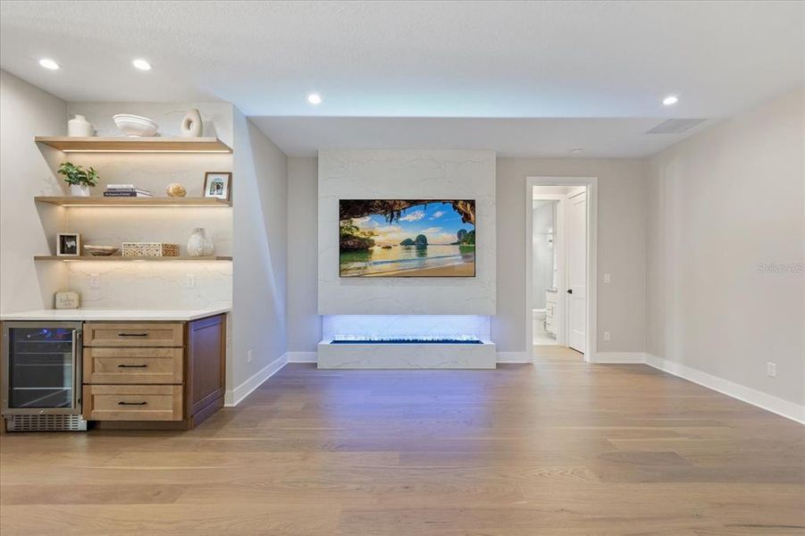 Spacious, unfurnished interior of a new home in , Winter Park (Image 20).