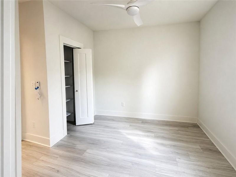 Spacious, unfurnished interior of a new home in , Atlanta (Image 23).
