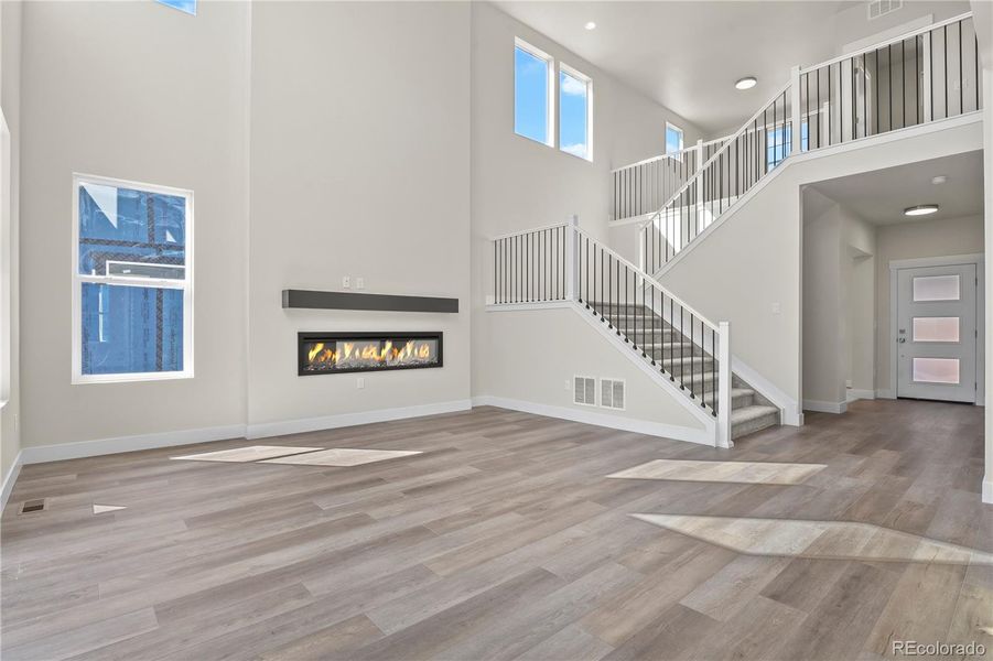 Spacious, unfurnished interior of a new home in , Colorado Springs (Image 17).