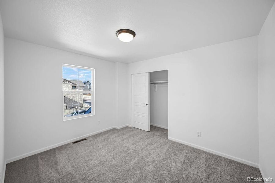 8800 Whiteclover ~ Ready Now