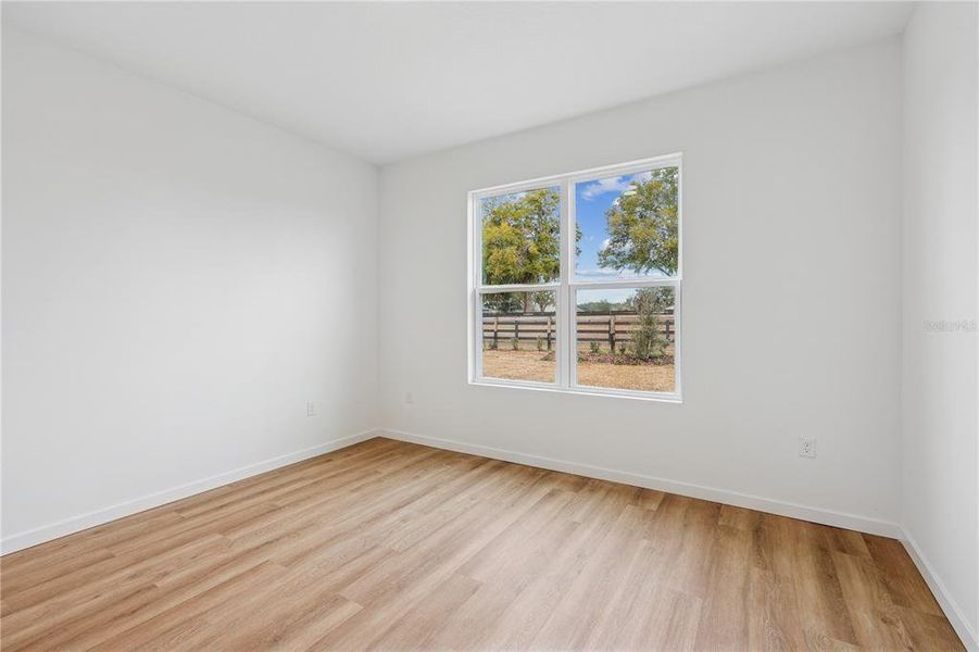 Spacious, unfurnished interior of a new home in Sabana Reserve, Ocala (Image 14).