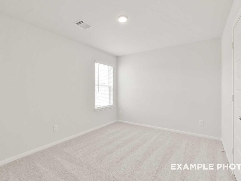 Spacious, unfurnished interior of a new home in Caney Creek Place, Conroe (Image 29).