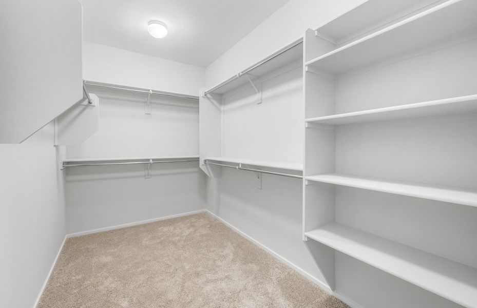 Spacious, unfurnished interior of a new home in Sun City Festival, Buckeye (Image 14).